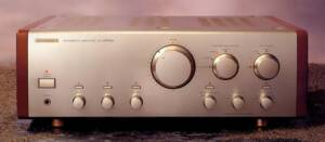 Wzmacniacze zintegrowane